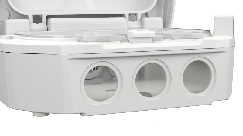 weatherproof-socket-front-plugs